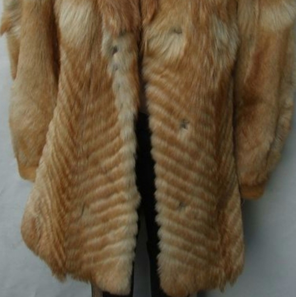 Vintage Mountain Flowers Brand Fox Fur Coat Sz 48 - Picture 4 of 14